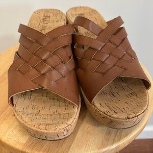 Korks wedge sandals